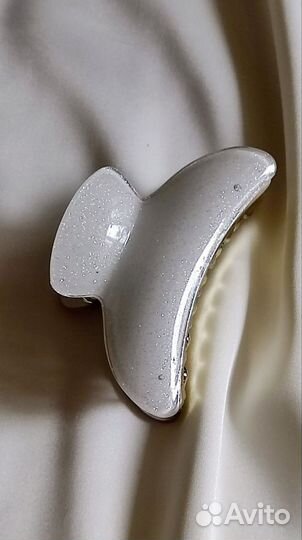 Небольшой крабик для волос