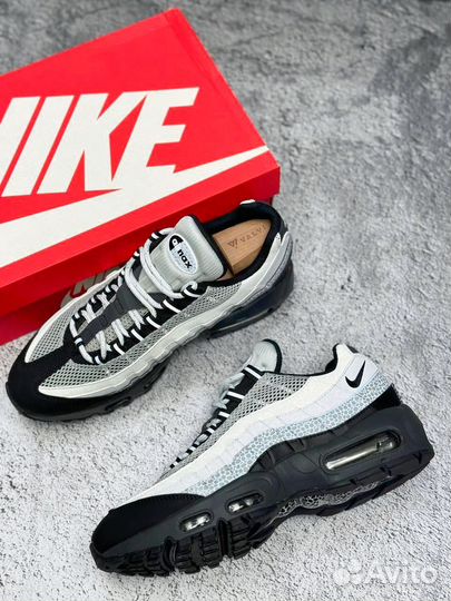 Кроссовки мужские nike