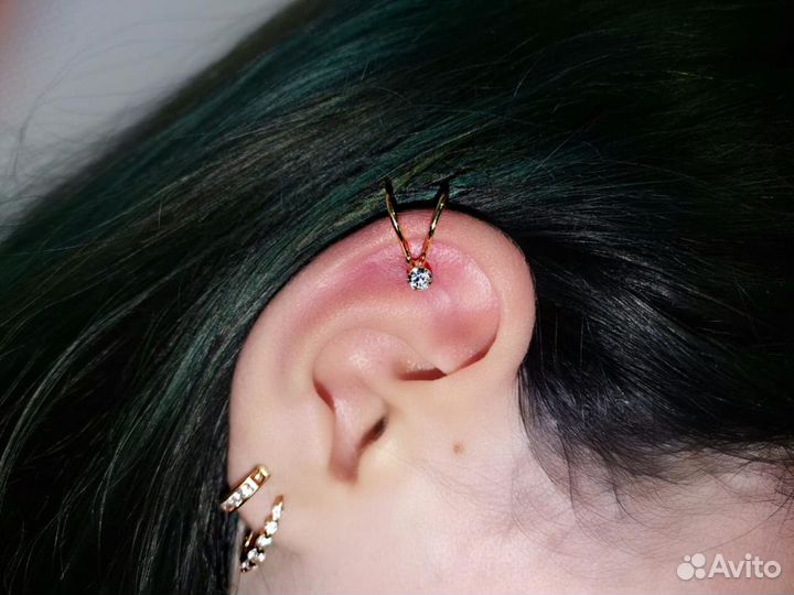 Обманка в ухо (ложный пирсинг)