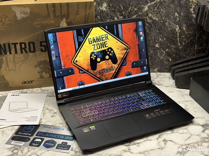 Acer Nitro 17.3