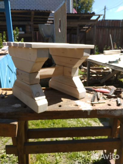 Садовая мебель - табуретка