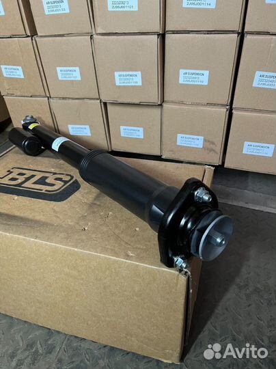 Амортизатор Range Rover L322 задний левый новый