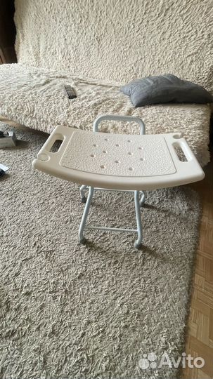 Стул в ванную для инвалидов