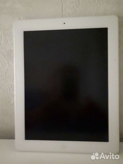 Apple iPad 4 белый 16 GB с wi-fi