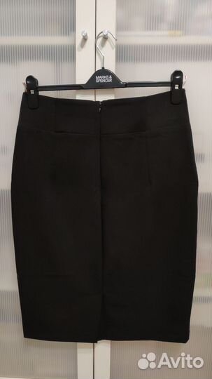 Юбка-карандаш черная 46 размера