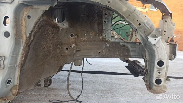 Лонжерон передний правый