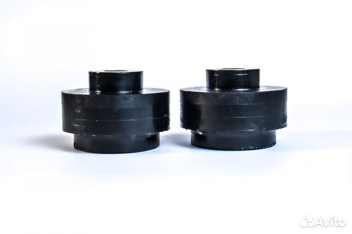 Проставки клиренса 20мм Nissan Serena V 2016 Задни