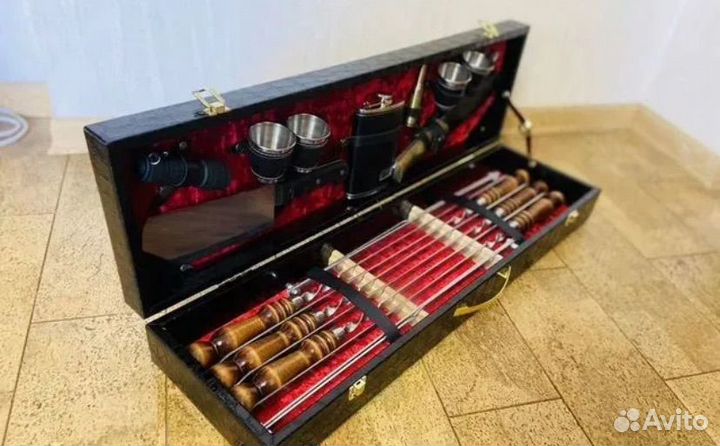 Подарочный набор для мужчины с шампурами в наличии