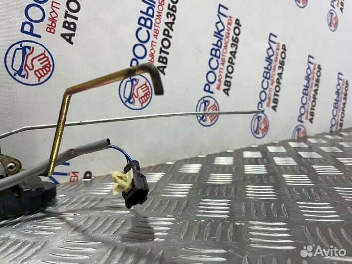 Замок двери Kia Spectra 1