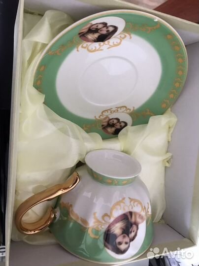 Чашка с блюдцем новая в подарочной коробке