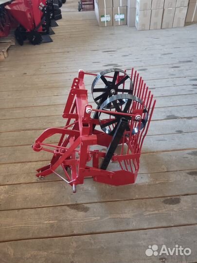 Копатель корнеплодов Завод Акимов ККМ-4, 2023