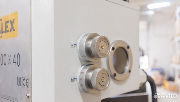 Радиально-сверлильный станок RD1000x40 арт.03915