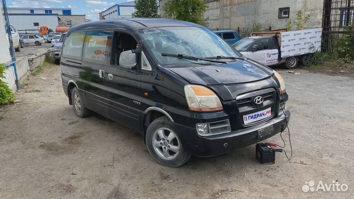Амортизатор двери багажника правый Hyundai Starex (A1) 81790-4A140