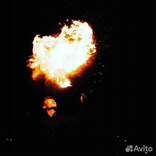 Фаер шоу. Огненное шоу. Пиротехник. Встреча гостей