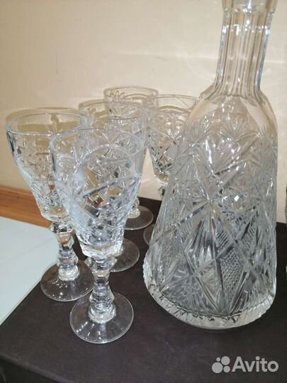Графины хрустальные, рюмки Чехия