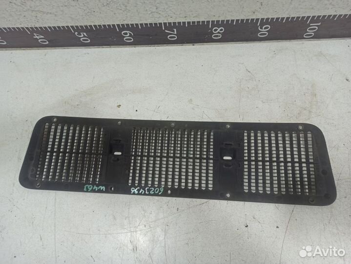 Решетка капота Мерседес