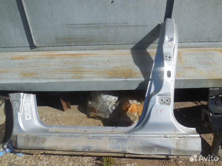 Порог для Citroen C5 2001-2004