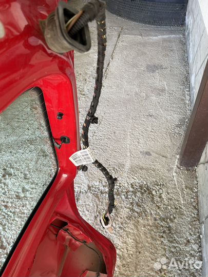 Стекло заднее skoda fabia