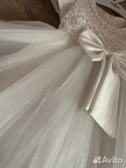 Платье белое пышное 92-98