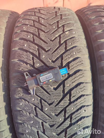 Nokian Tyres Hakkapeliitta 8 SUV 235/55 R20