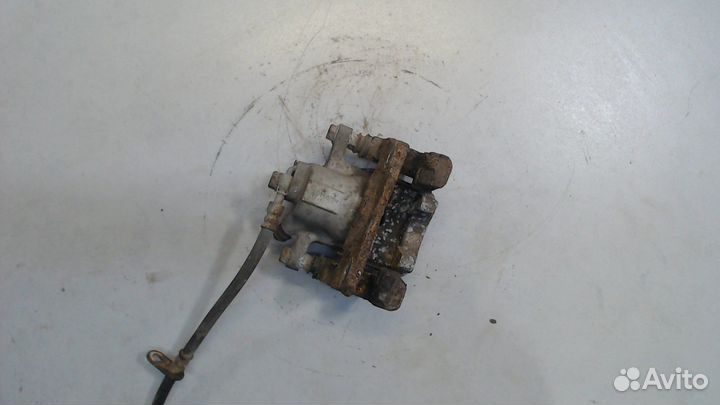 Суппорт Toyota Camry V40, 2011