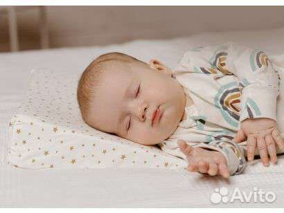 Подушка-позиционер для новорожденного с наклоном