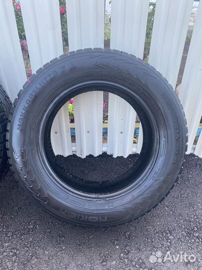 Nokian Tyres Hakkapeliitta 7 215/60 R16 99T