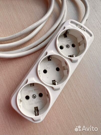 Удлинитель электрический на 3 розетки б/у