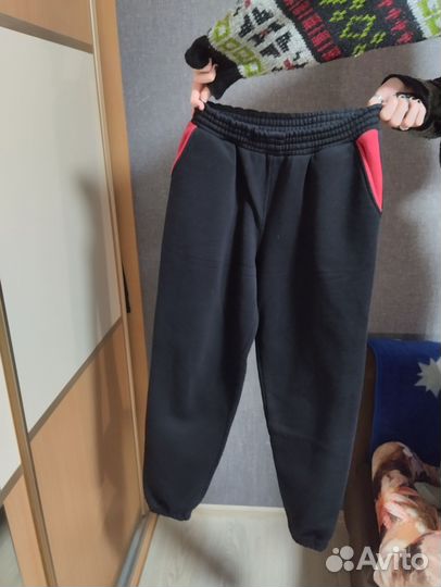 Спортивный костюм женский