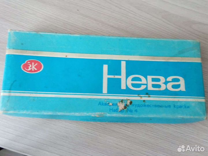 Краски Нева