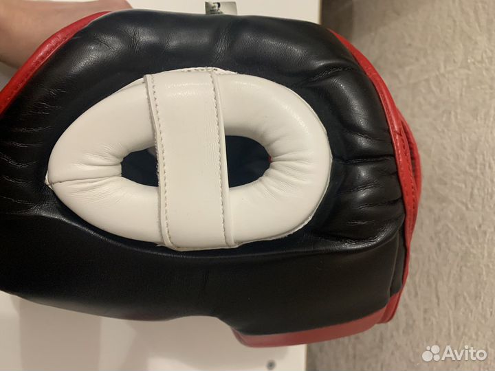 Боксерский шлем