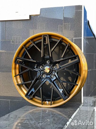 Кованые диски GT Forged R22 5х130 Porsche Panamera