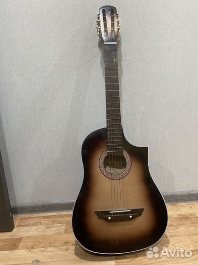 Акустическая гитара аккорд