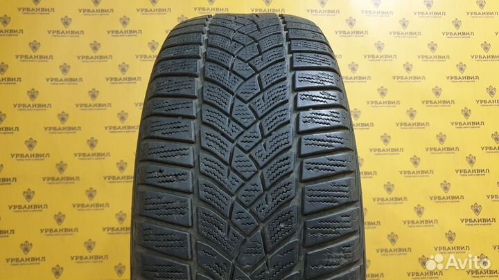 Goodyear UltraGrip Performance 205/55 R16 94V