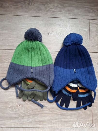Шапки зимние 2 штуки на мальчиков 2-6 лет