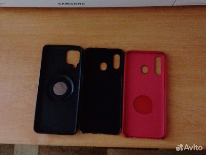 Чехлы для телефонов