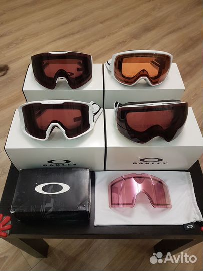 Маски Oakley (Line Miner, Flight Deck, Fall Line)