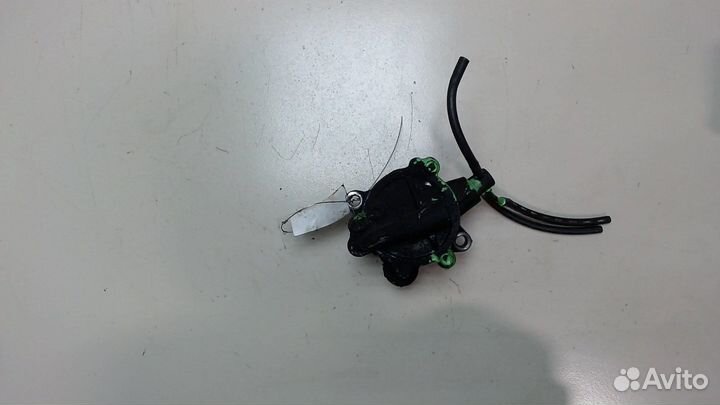 Насос вакуумный Mitsubishi Pajero / Montero, 2003