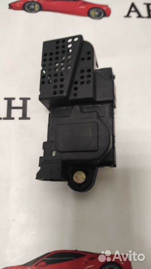 Активатор замка передний Hyundai Sonata 4 EF