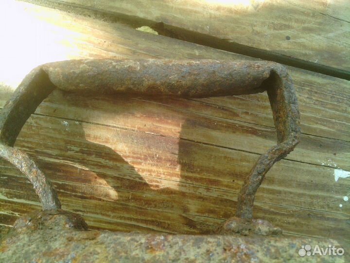 Утюг. 2 шт. Старинные. Маленькие, тяжелые