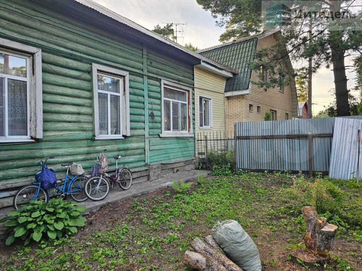 Дом 44,8 м² на участке 6 сот.