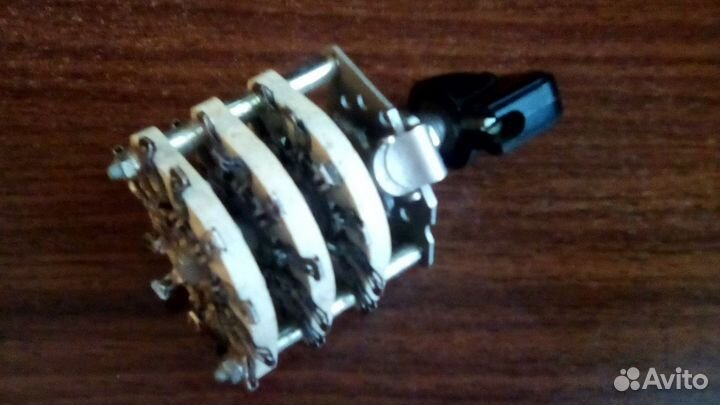 Пакетный выключатель, галетные переключатели