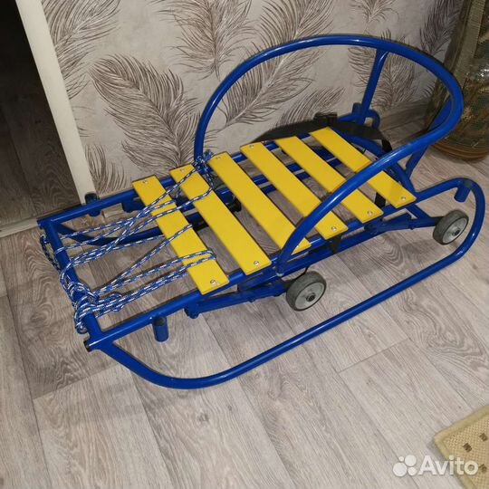 Детские санки с колёсами