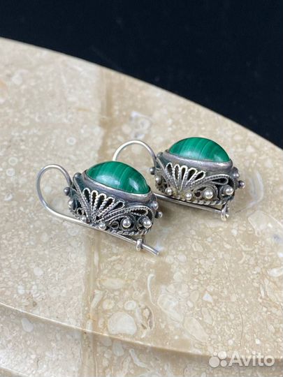 Винтажные серьги с малахитом