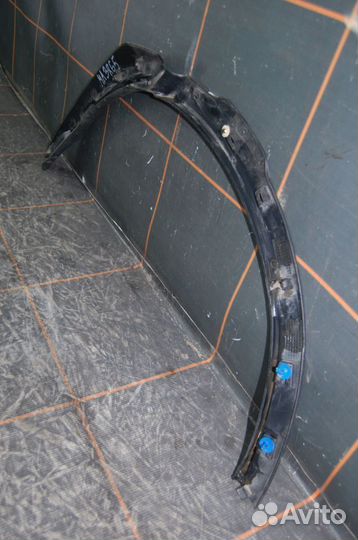 Накладка крыла заднего правого-Land Rover Evoque