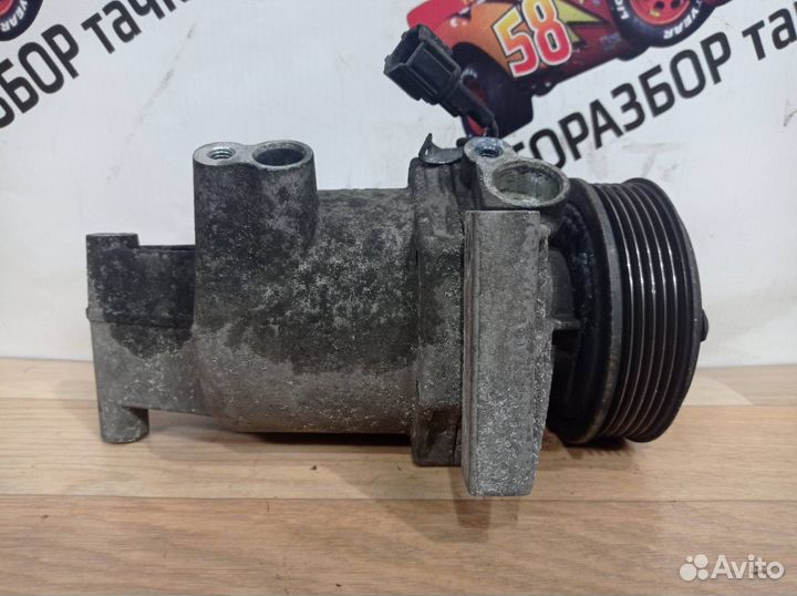 Компрессор кондиционера Nissan Juke YF15 F15 2011