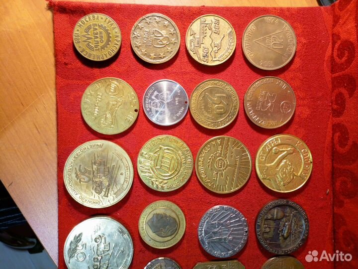 Настольные медали