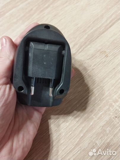 Универсальная зарядка для аккумуляторов