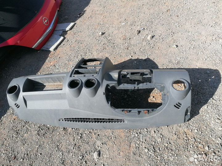 Торпедо Renault logan 1