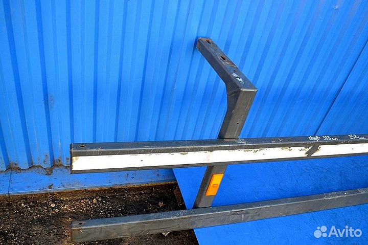 Боковой спойлер по раме, левый mercedes-benz Actros MP4 2542 (01.12)